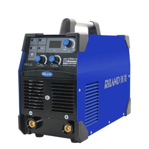 Máy Hàn Que Điện Yếu Sử Dụng Máy Phát Riland ARC 250GTS